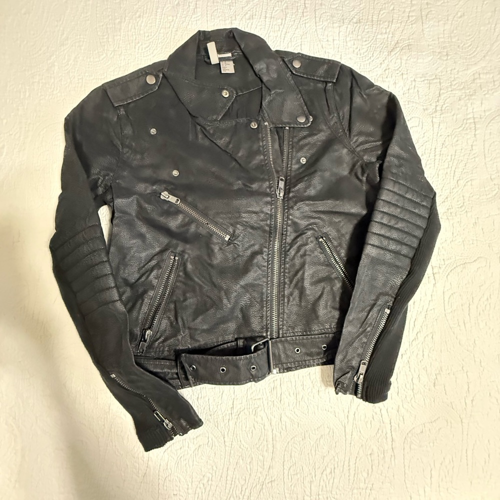 🚨3 for $25 Divided Charcoal Leather Jacket with Quilted Sleeves